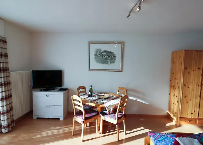 Dischmastrasse - Vonwyl Apartmán *